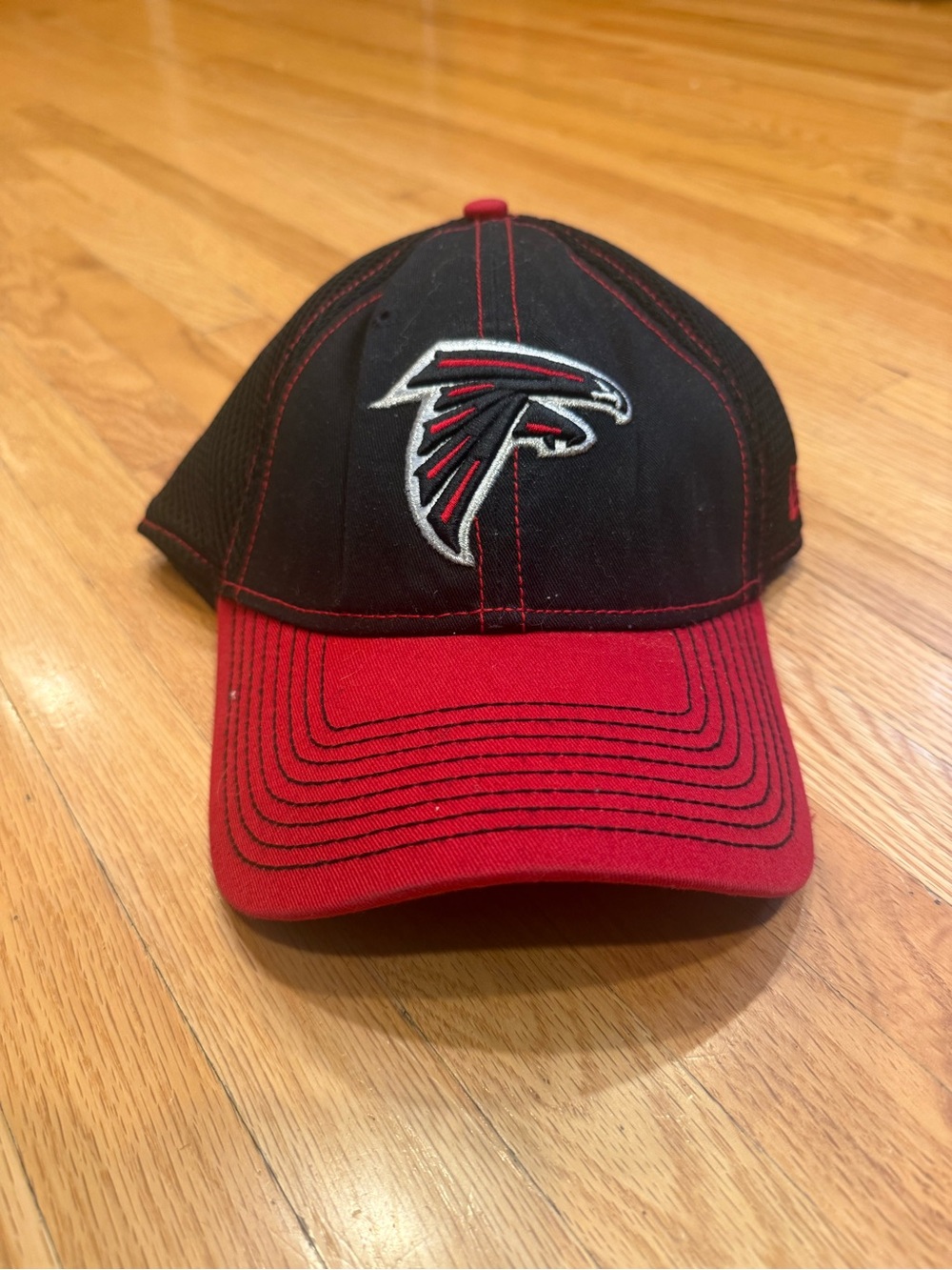 Atlanta Falcons NFL Black & Red Performance Hat